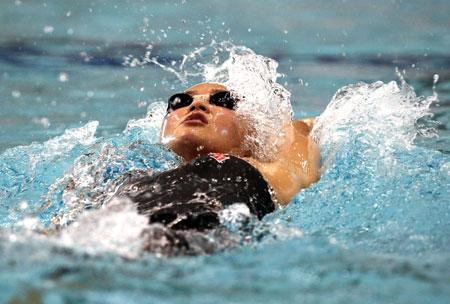 游泳多久开始消耗脂肪,游泳需要多长时间达到减脂效果