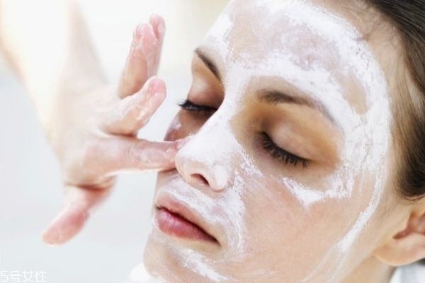 橄榄油面膜的功效,番茄面膜的功效和作用