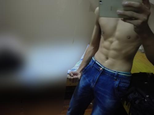 男生瘦就会有腹肌吗,男生太瘦会有腹肌吗