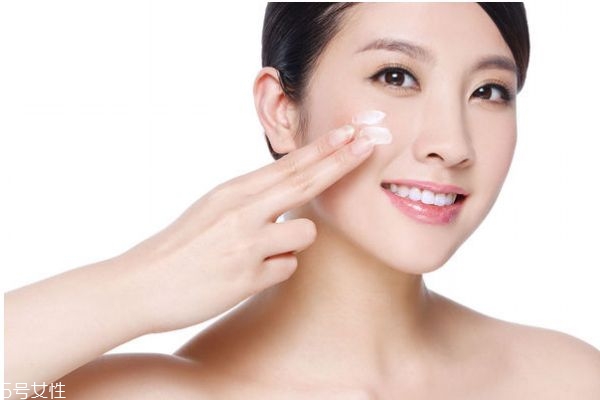 怎样补水美白最有效的方法,补水保湿可以美白吗