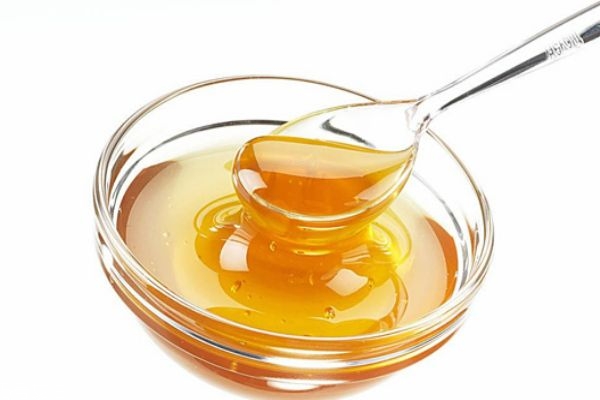 牛奶蜂蜜做面膜怎么做,牛奶蜂蜜面膜的做法和功效和作用 牛奶蜂蜜做面膜怎么做,牛奶蜂蜜面膜的做法和功效和作用