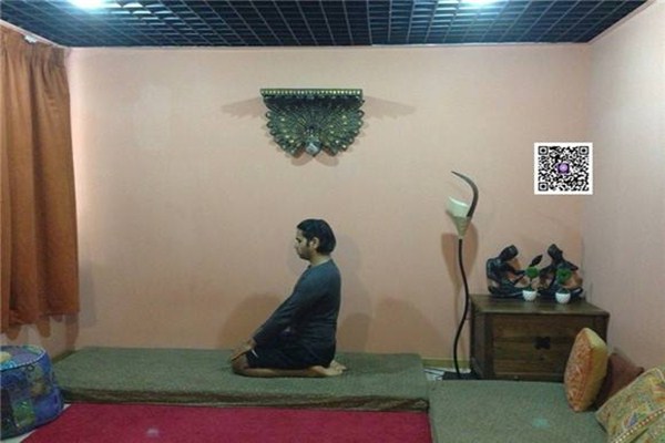 瑜伽里的金刚坐的好处,金刚坐 瑜伽