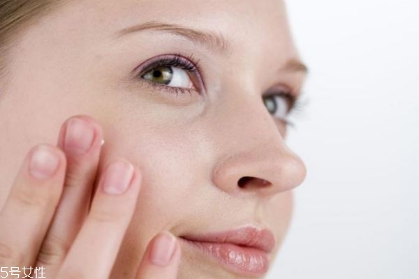 精华液怎么挑选,怎样知道精华液好不好