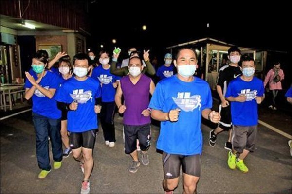 冬天戴口罩跑步有害处吗,冬天跑步戴口罩好不好 冬天戴口罩跑步有害处吗,冬天跑步戴口罩好不好