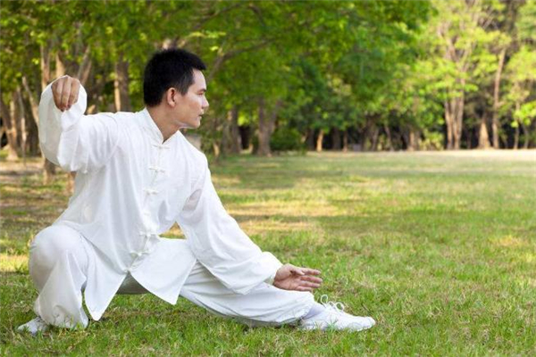 八段锦治好我的便秘,八段锦作用 八段锦治好我的便秘,八段锦作用