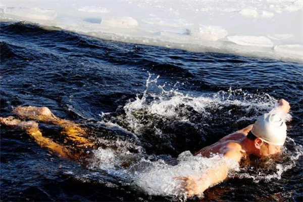 冬泳的禁忌,冬泳不适合哪些人群