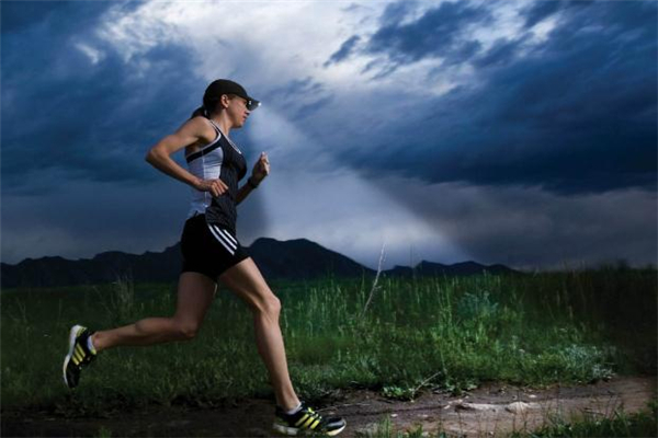 慢跑什么时间跑最好,什么时候适合慢跑