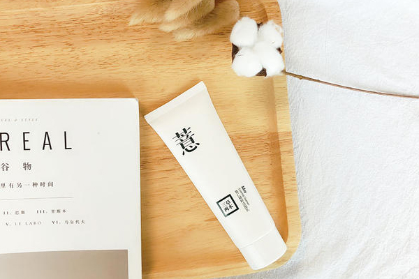 三草两木薏仁套装怎么样,三草两木薏仁水 三草两木薏仁套装怎么样,三草两木薏仁水