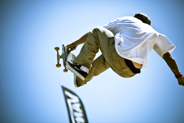 滑板初学者怎么练,滑板初学者开始怎么练