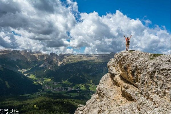 爬山后腿疼最快的恢复法,爬山后腿疼最快的恢复法用什么药 爬山后腿疼最快的恢复法,爬山后腿疼最快的恢复法用什么药