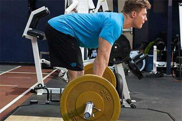 直腿硬拉正确姿势,直腿硬拉动作要领