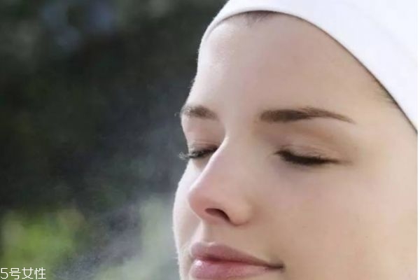 皮肤补水的12个小妙招,快速补水的小妙招