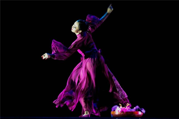 中国舞考级收费标准,中国舞考级标准发型图片