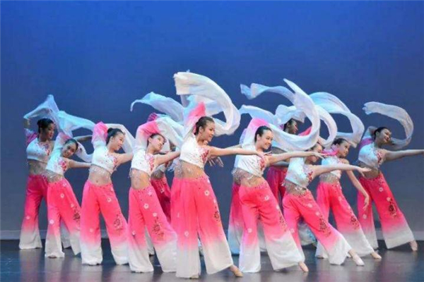 兰蔻氨基酸洗面奶好用吗,兰蔻洗面奶是氨基酸还是皂基