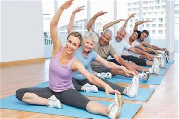 练阴瑜伽有哪些好处,老年人练瑜伽的好处和坏处