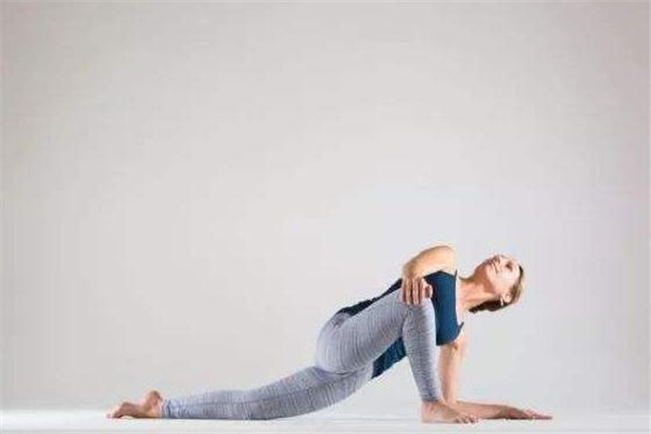 睡前阴瑜伽体式,阴瑜伽适合早上练还是晚上练