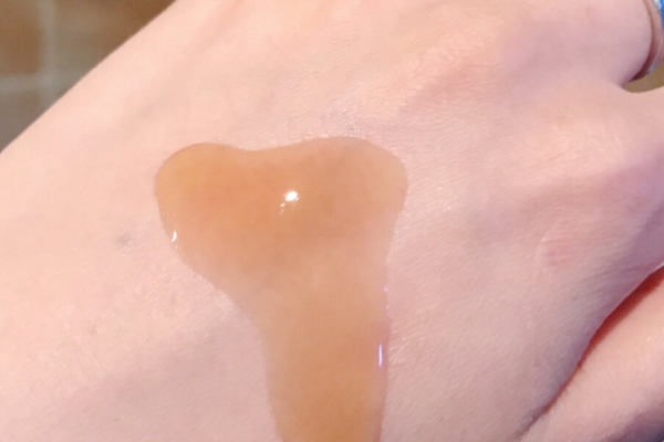 雪花秀的润燥精华什么时候用,用润燥精华还要用精华吗