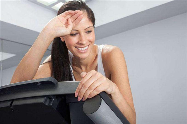 在跑步机上慢走有用吗,跑步机慢走有什么用 在跑步机上慢走有用吗,跑步机慢走有什么用