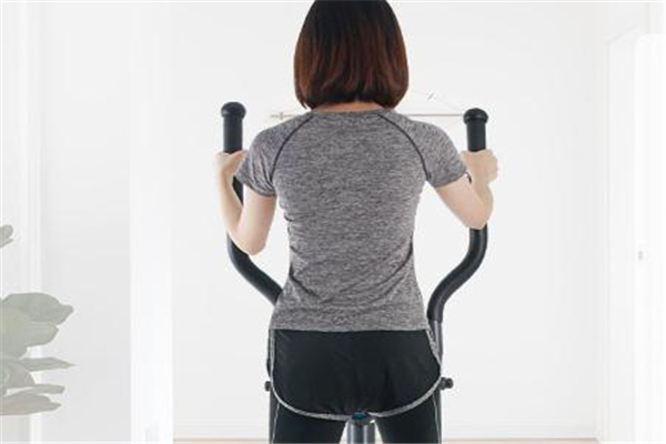 椭圆机会越练腿越粗吗,椭圆机会不会把腿练粗