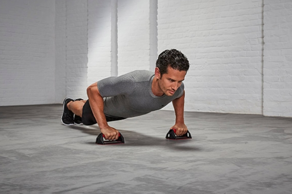 澳佳宝ve面霜白天可以用吗,澳佳宝维e霜白天不能用