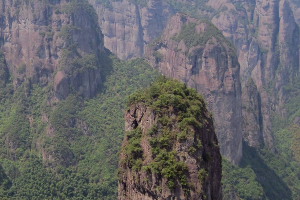 爬山的注意事项英语作文,爬山的注意事项