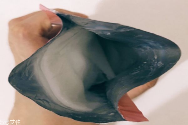 minon面膜精华液很少 但是很粘稠,minon面膜怎么样