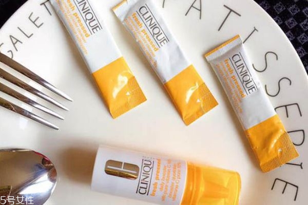 倩碧维c精华白天可以用吗,倩碧美白精华白天可以用吗