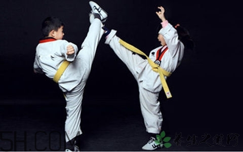 孩子主要要学跆拳道说明什么问题,孩子要不要学跆拳道 孩子主要要学跆拳道说明什么问题,孩子要不要学跆拳道