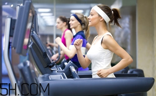 健身车和跑步机的区别,健身车和跑步机哪个好