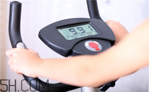 骑动感单车消耗多少卡路里,骑动感单车消耗多少卡路里可以减肥