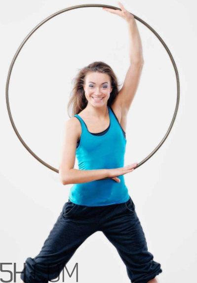 转呼啦圈能减肥吗?一次要转多久,天天转呼啦圈能减肥吗