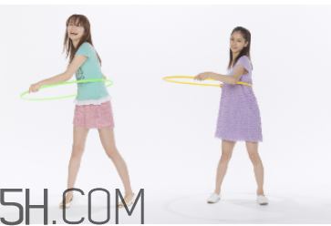 转呼啦圈的正确姿势方法,转呼啦圈的正确姿势视频