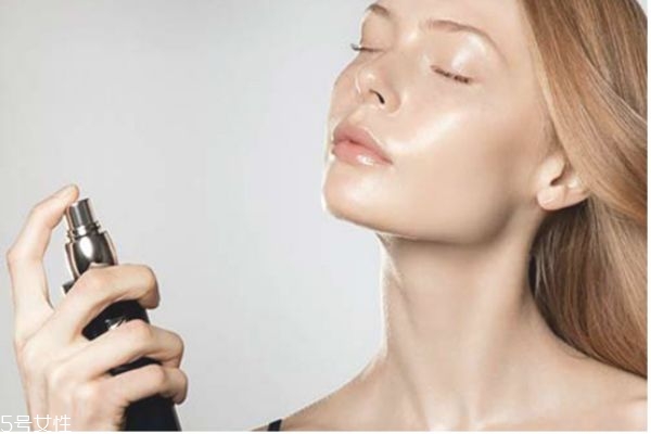 油性皮肤怎么清洁才干净,油性皮肤该怎么保养