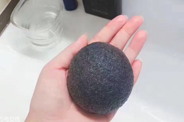 纪梵希魔芋球怎么用,纪梵希洁面魔芋球怎么用