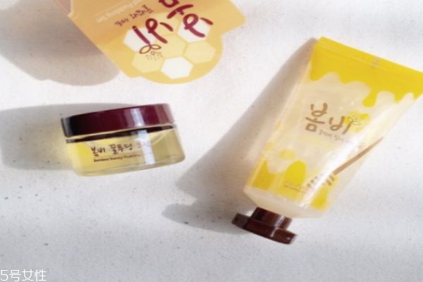 春雨撕拉面膜使用方法,黑头撕拉面膜有用吗