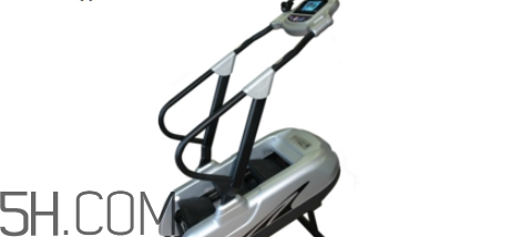 登山机伤膝盖吗,登山机和跑步机哪个伤膝盖