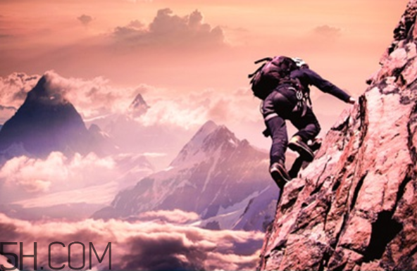 经常爬山对膝盖不好吗,经常爬山是不是对膝盖不好