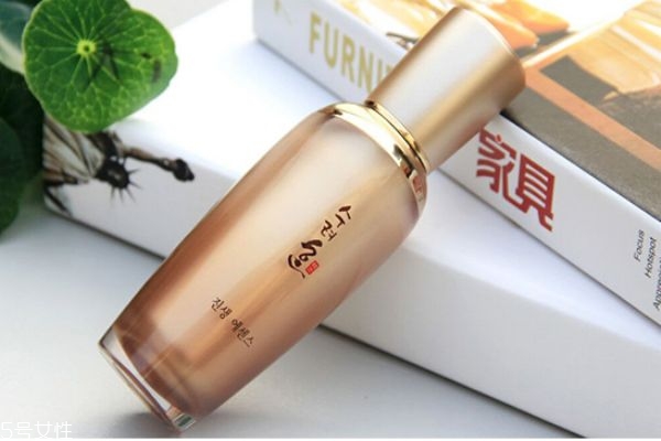 精华液和精华乳一样吗,精华液和精华乳的区别 精华液和精华乳一样吗,精华液和精华乳的区别