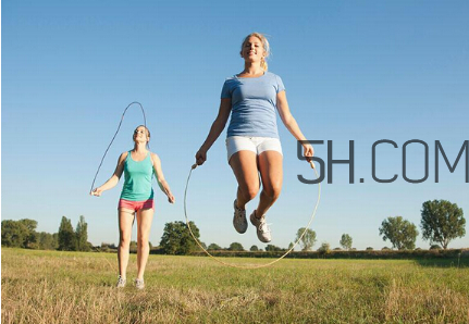 跳绳减肥要注意什么,减肥跳绳的正确方法