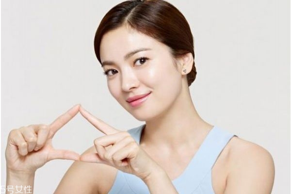 精华液能用多久,精华液用多久才有效果