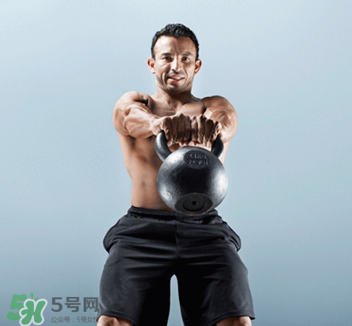 壶铃硬拉的好处,壶铃硬拉和杠铃硬拉哪个好