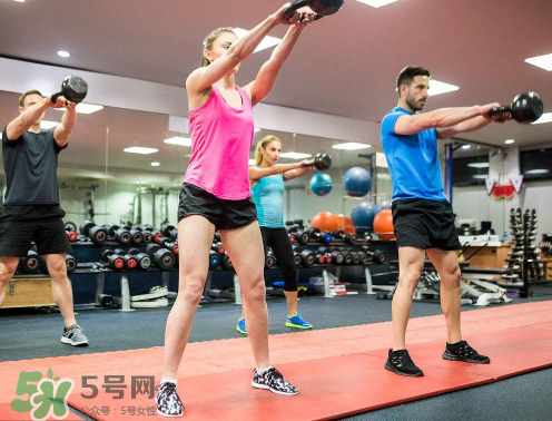 壶铃摇摆的好处,壶铃摇摆对男性的好处