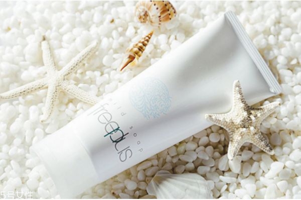 氨基酸洗面奶怎么用才正确,氨基酸洗面奶怎么使用