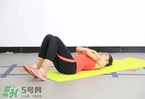 臀桥的正确做法视频,臀桥的正确做法和作用