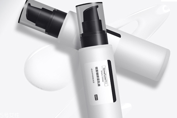 复方精油可以和乳液混合吗,精油可以和乳液混合吗