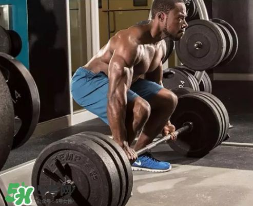 直腿硬拉注意事项,硬拉注意事项