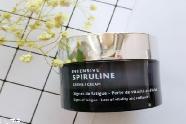 雅诗敦螺旋藻生机精华露