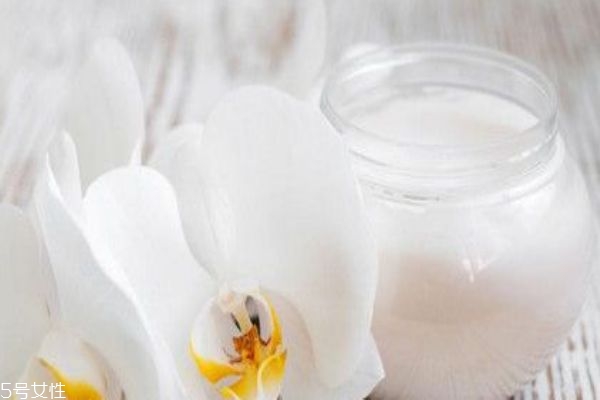 面部多久去一次角质合适,脸部角质多久去一次