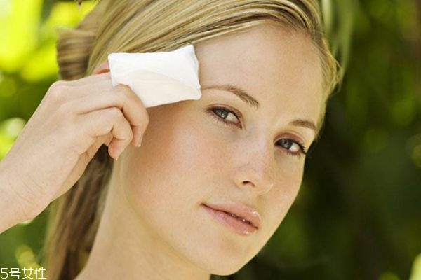 抗氧化精华作用,抗氧化精华用在护肤哪个步骤 抗氧化精华作用,抗氧化精华用在护肤哪个步骤