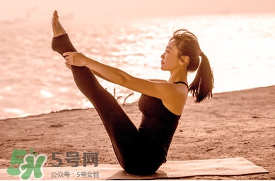 初学瑜伽需要准备什么器材,初学瑜伽需要准备什么